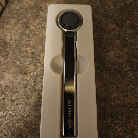 Trophy Skin - Picture 2 of 5